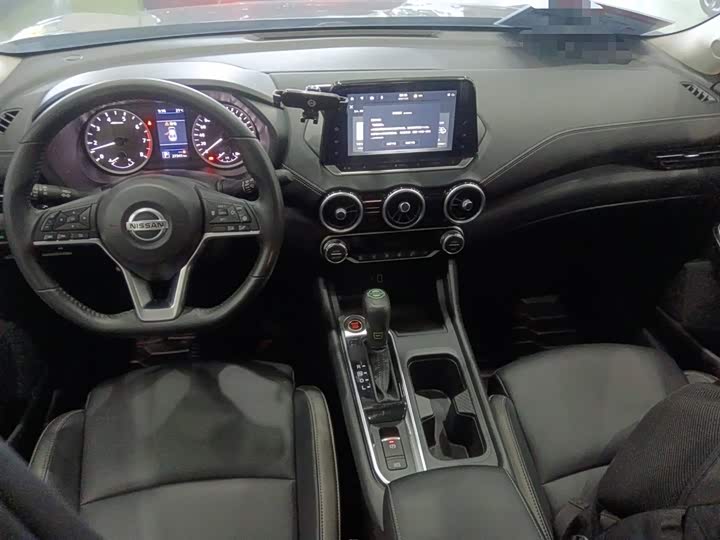 Фото 10 - Nissan Sylphy