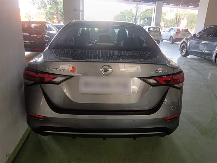 Фото 6 - Nissan Sylphy