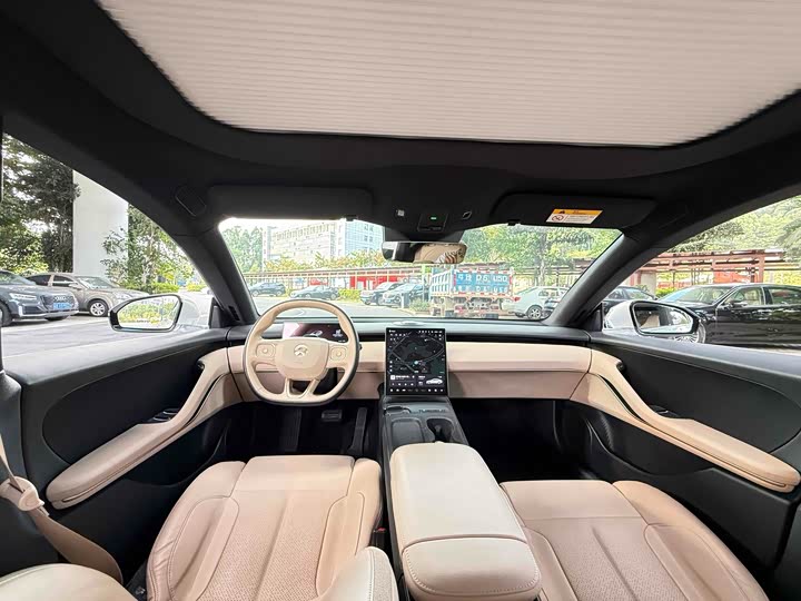 Фото 13 - Nio ET5