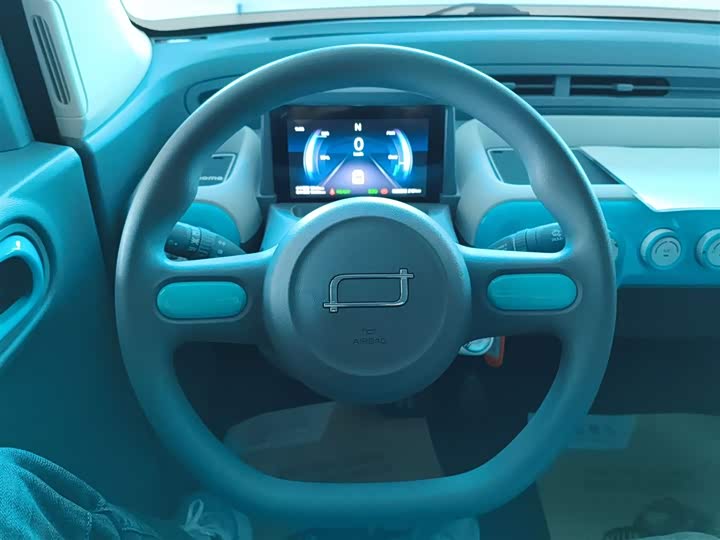 Фото 11 - Bestune Pony