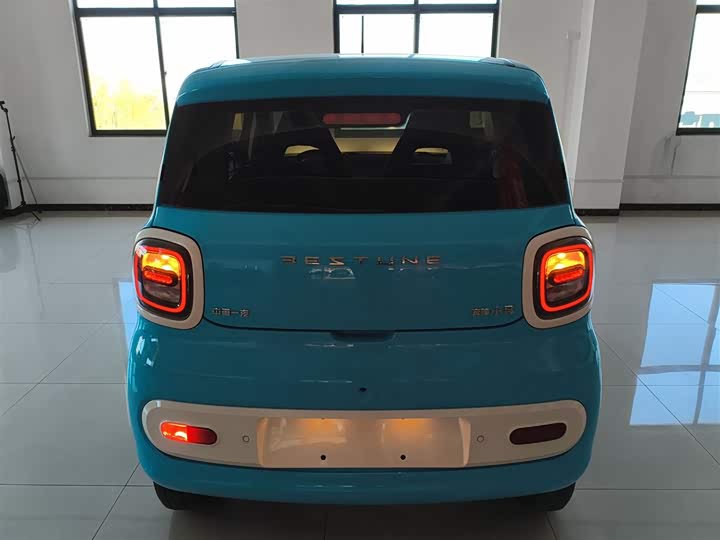 Фото 6 - Bestune Pony