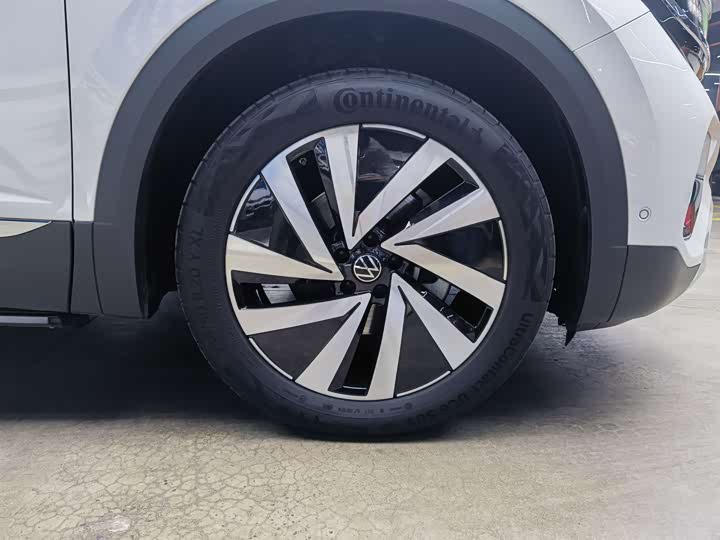 Фото 19 - Volkswagen Talagon