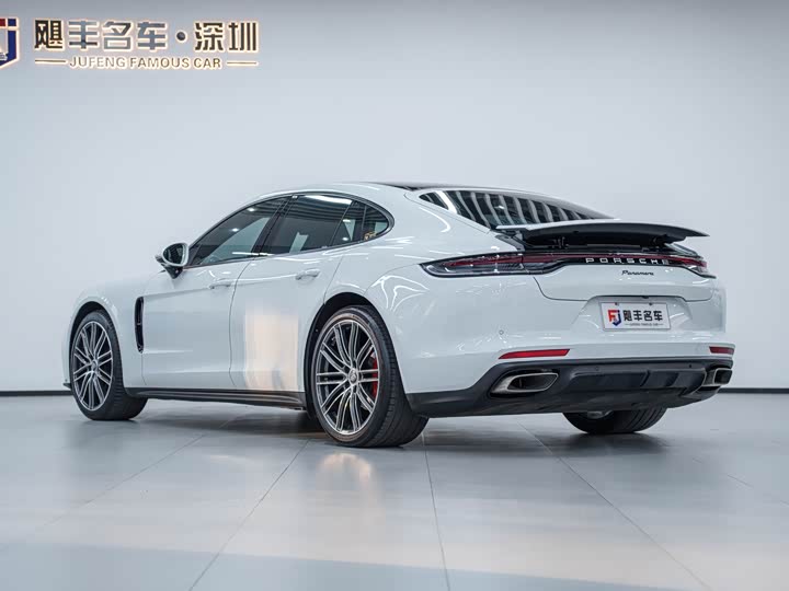 Фото 6 - Porsche Panamera