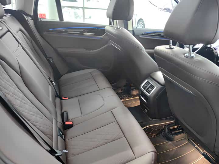 Фото 11 - BMW X3