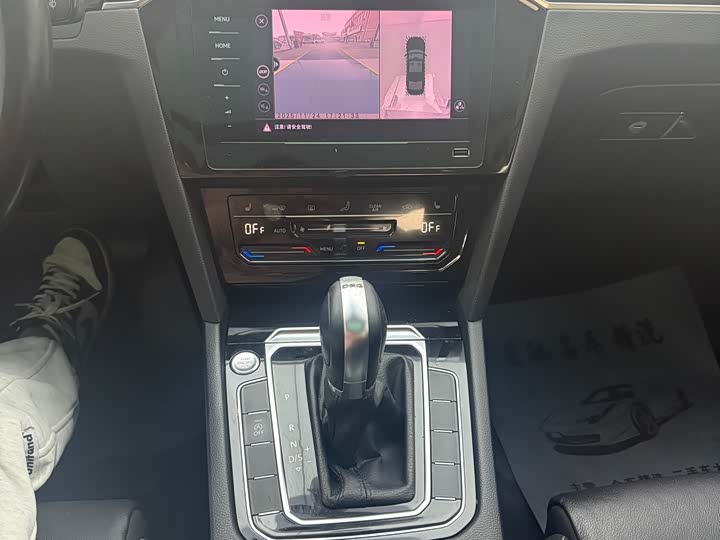 Фото 10 - Volkswagen Magotan