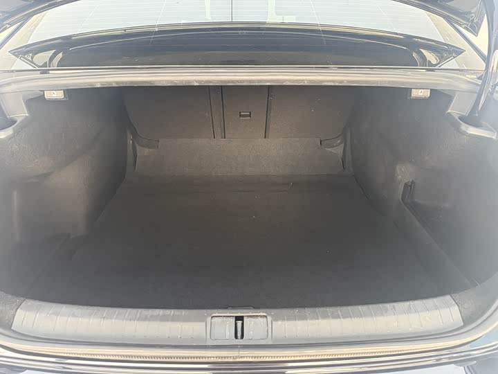 Фото 9 - Volkswagen Magotan