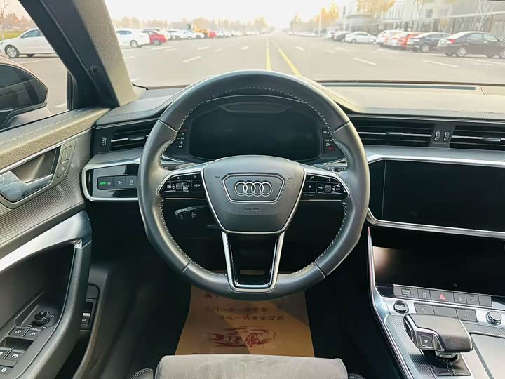 Фото 6 - Audi A6L