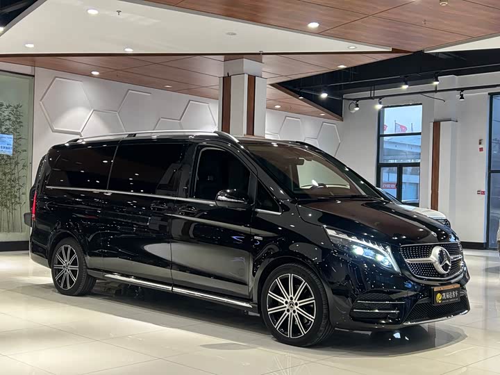 Фото 4 - Mercedes-Benz V-Class