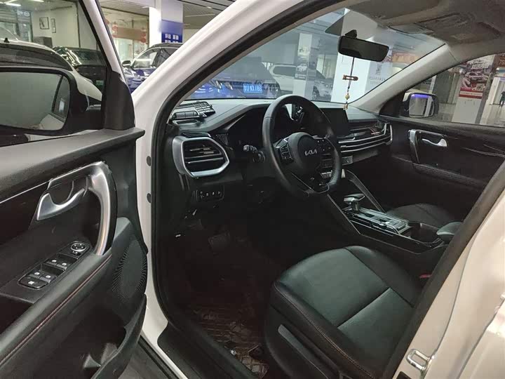 Фото 16 - Kia Sportage GT-line