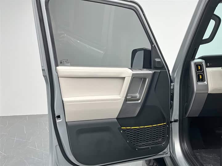 Фото 12 - Chery iCar V23