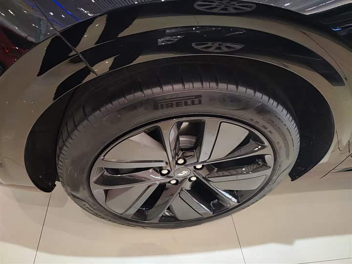 Фото 5 - LiXiang L6