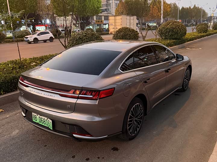 Фото 10 - BYD Han