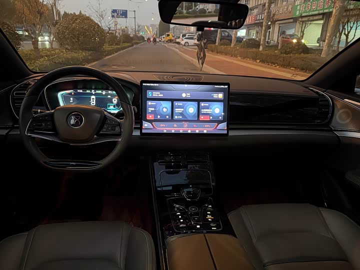 Фото 8 - BYD Han