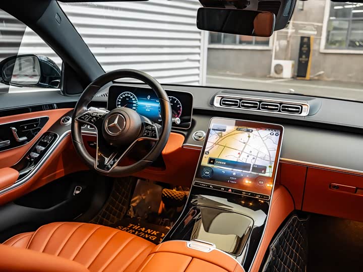 Фото 10 - Mercedes-Benz S-Class