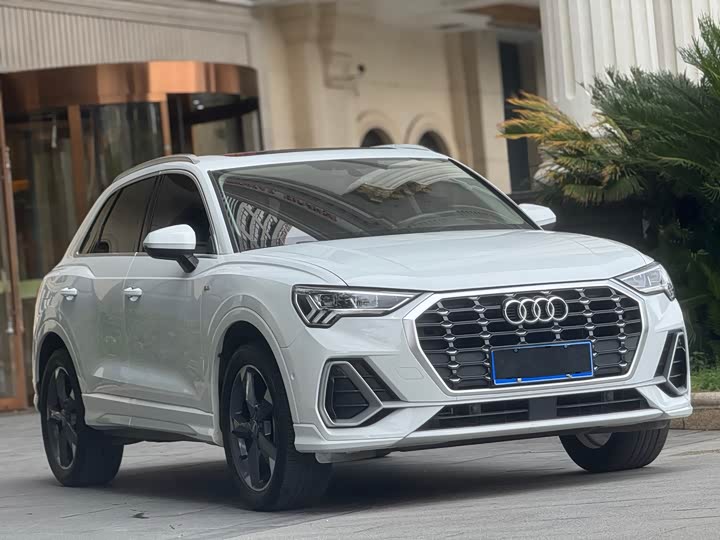 Фото 3 - Audi Q3