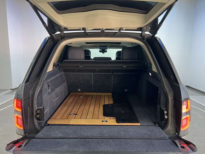 Фото 24 - Land Rover Range Rover