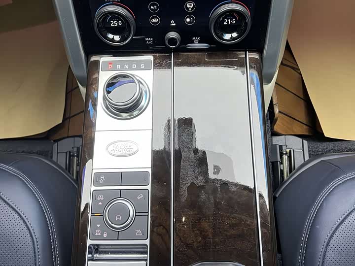 Фото 27 - Land Rover Range Rover