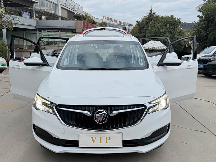 Фото 3 - Buick GL6