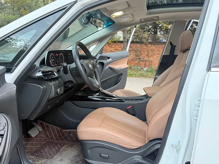 Фото 4 - Buick GL6