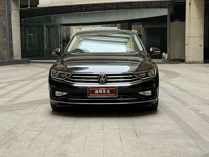 Фото 2 - Volkswagen Magotan