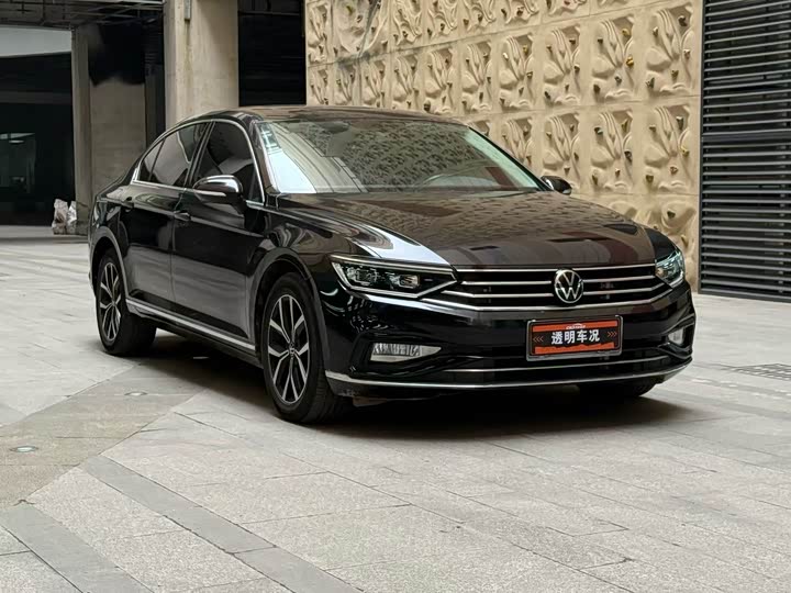 Фото 3 - Volkswagen Magotan