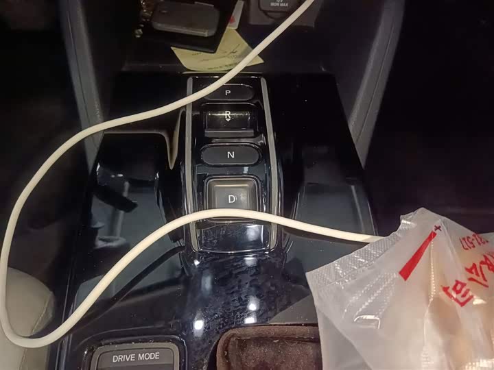 Фото 14 - Honda e:NP1