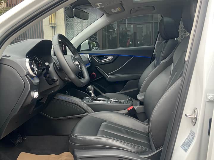 Фото 7 - Audi Q2L