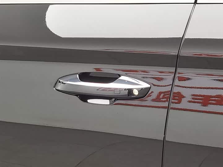 Фото 18 - BYD Song Plus Hybrid/EV