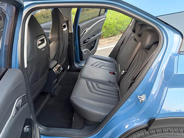 Фото 9 - Hozon U