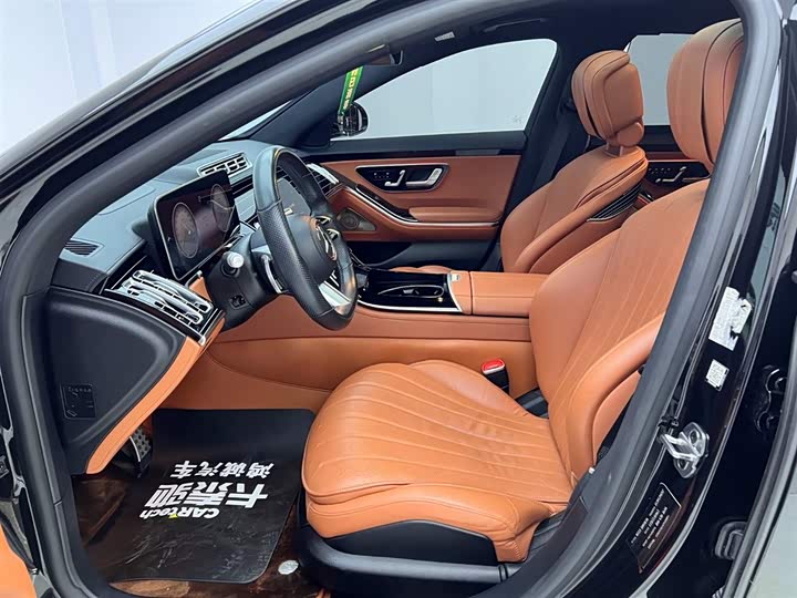 Фото 15 - Mercedes-Benz S-Class