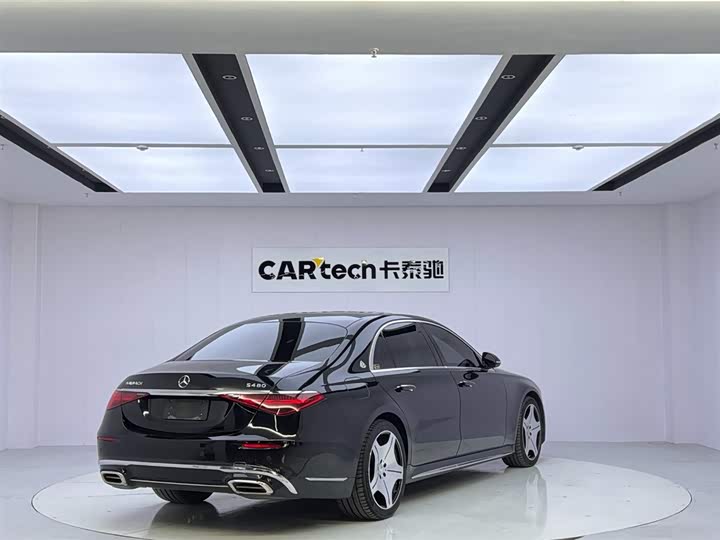 Фото 5 - Mercedes-Benz S-Class