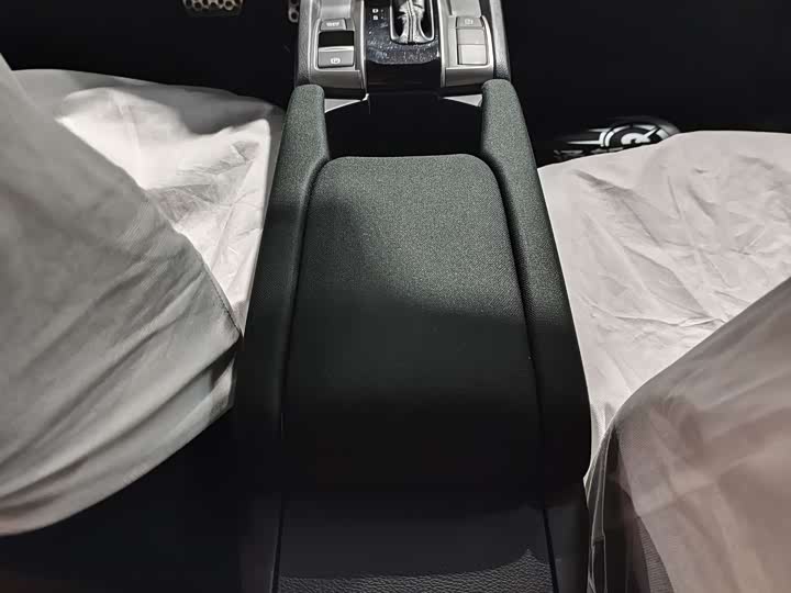 Фото 14 - Honda Civic