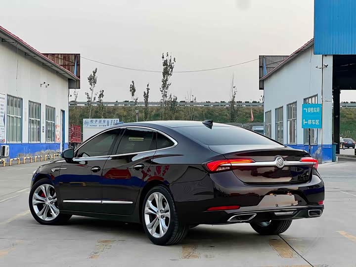 Фото 5 - Buick LaCrosse