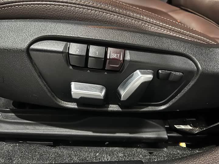 Фото 14 - BMW 1 Series