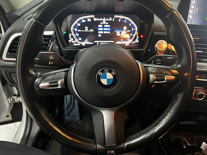 Фото 9 - BMW 1 Series