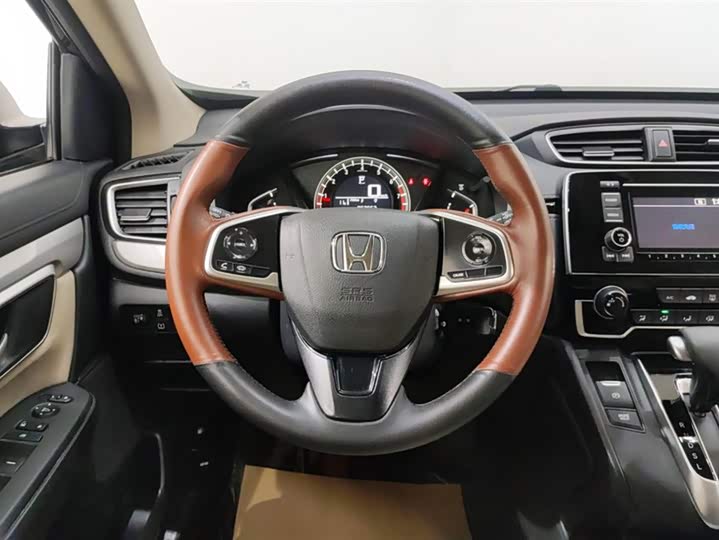 Фото 15 - Honda CR-V