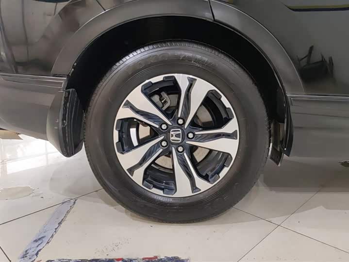 Фото 6 - Honda CR-V