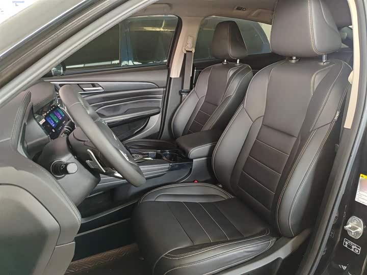 Фото 15 - Haval F7x