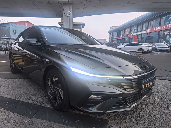 Фото 3 - Hyundai Elantra N line