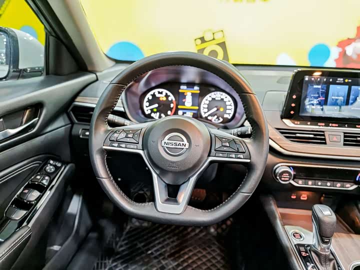 Фото 12 - Nissan Teana