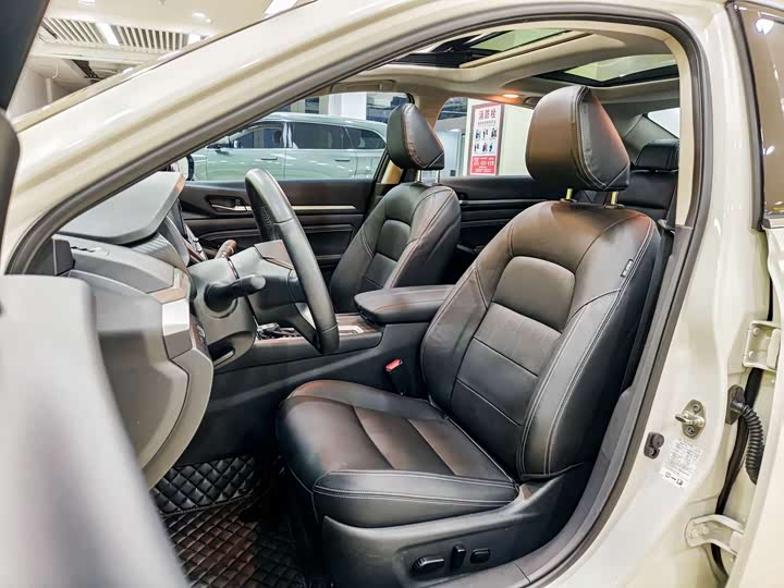 Фото 16 - Nissan Teana