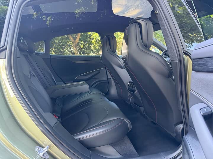 Фото 19 - Xiaomi SU7