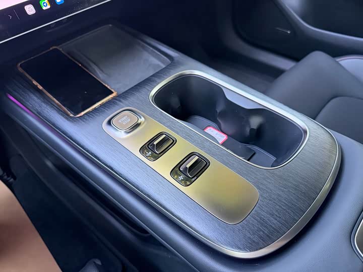 Фото 24 - Xiaomi SU7