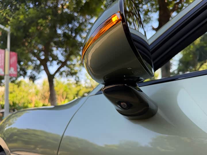 Фото 35 - Xiaomi SU7