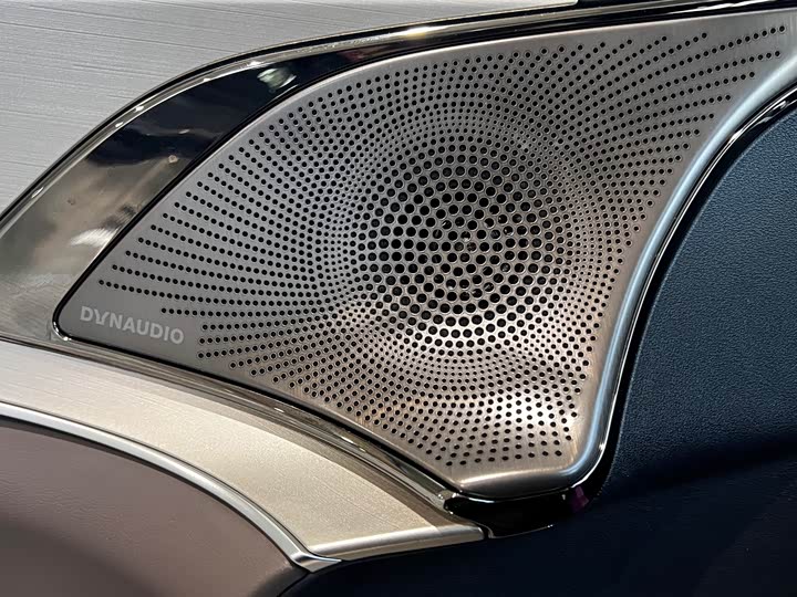 Фото 32 - BYD Han