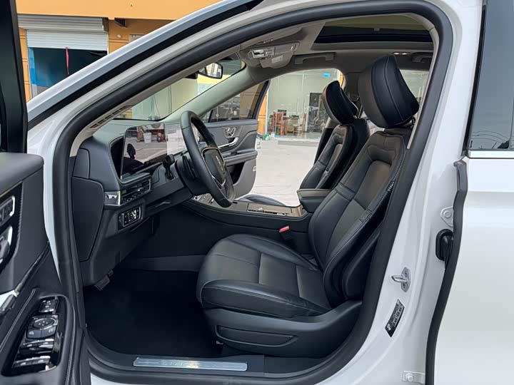 Фото 5 - Lincoln Corsair