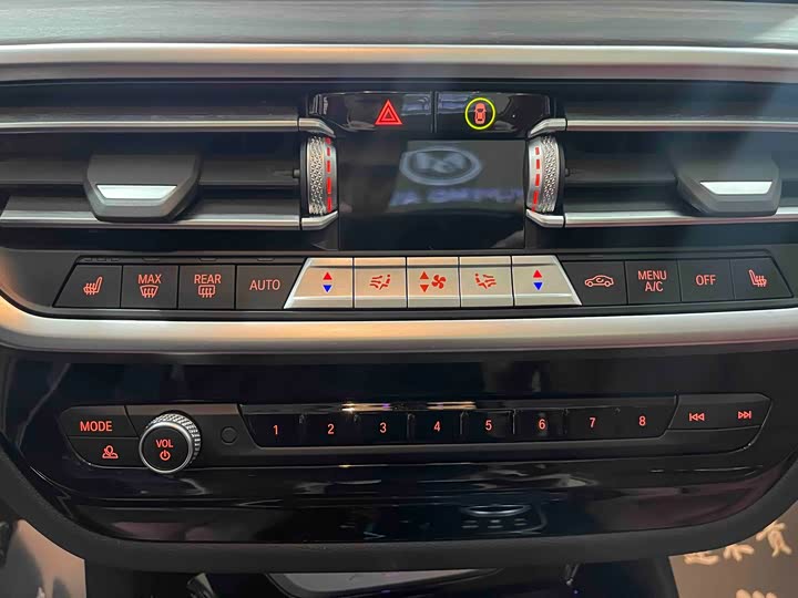 Фото 17 - BMW X3