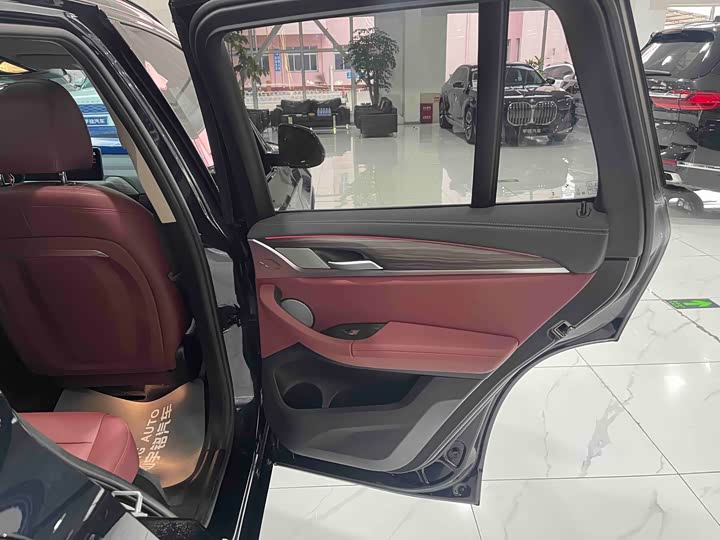 Фото 21 - BMW X3