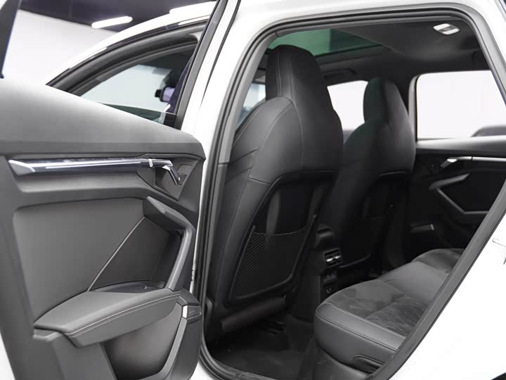 Фото 19 - Audi A3