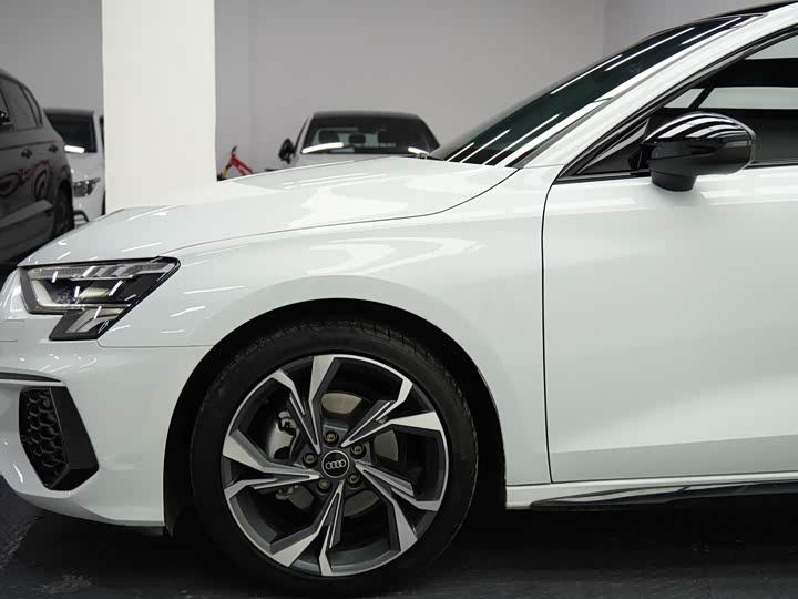 Фото 8 - Audi A3